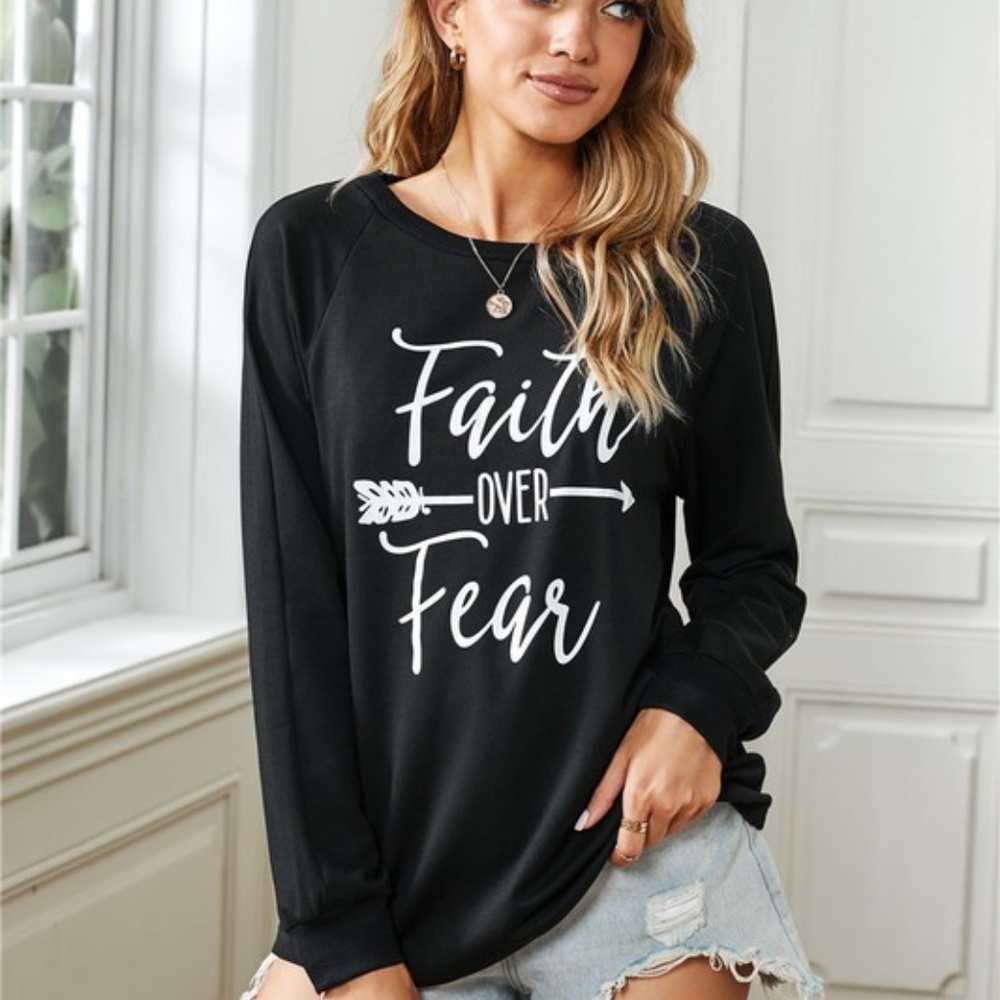 Faith over Fear Graphic off shoulder top - black - Picture 3 of 4